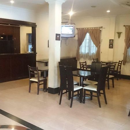 Hotel Citi International Palang Merah Medan Esterno foto