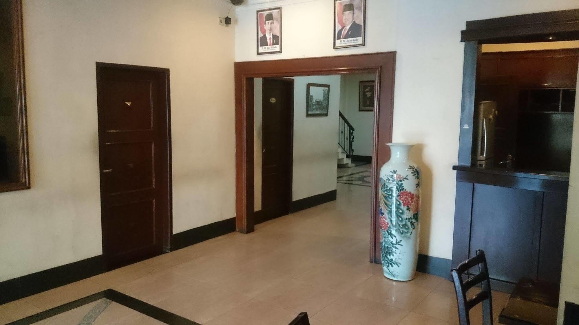 Hotel Citi International Palang Merah Medan Esterno foto